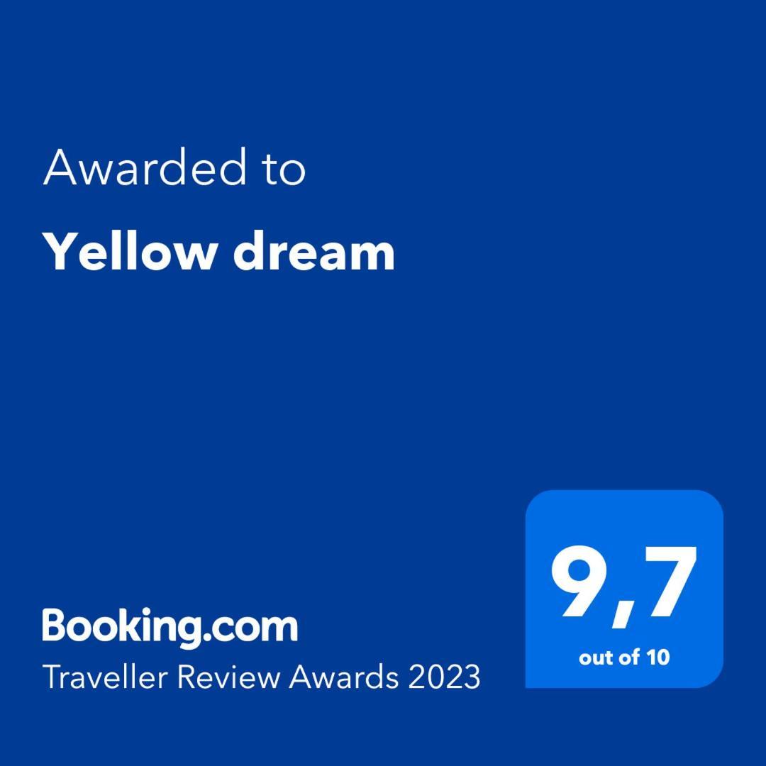 Yellow Dream Murvica  외부 사진